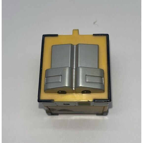 ENERGIZER SQUEEZE DISPOSABLE DISNEY PIXAR WALL‎ E LIGHT RARE Works Red Light - Picture 3 of 6